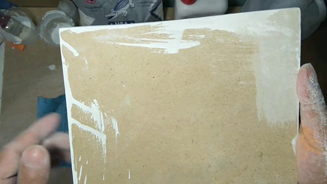 Lớp sơn đầu tiên khô hoàn toàn