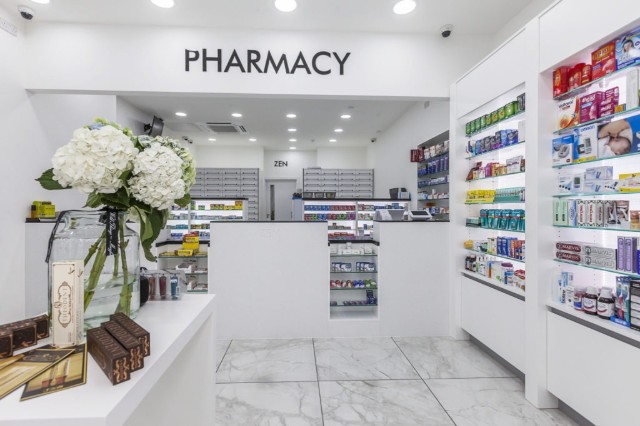 kinh doanh nhà thuốc nên sơn nhà màu gì? màu Simply White
